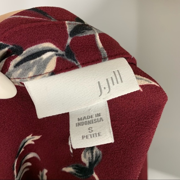 J. Jill Floral Pleated Back Shirt SZ PS Petite Collared Flowy Blouse Multicolor - Picture 10 of 12